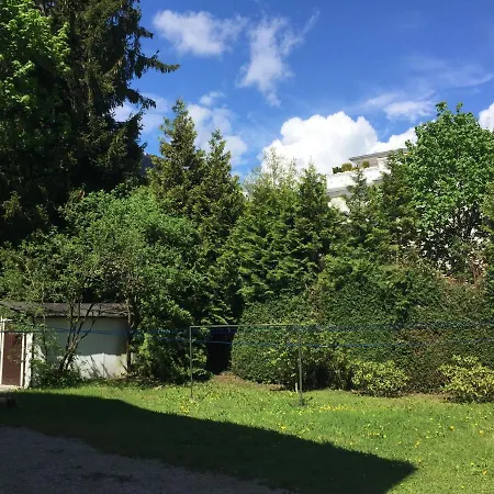 Alpenlandisches Ferienhaus *